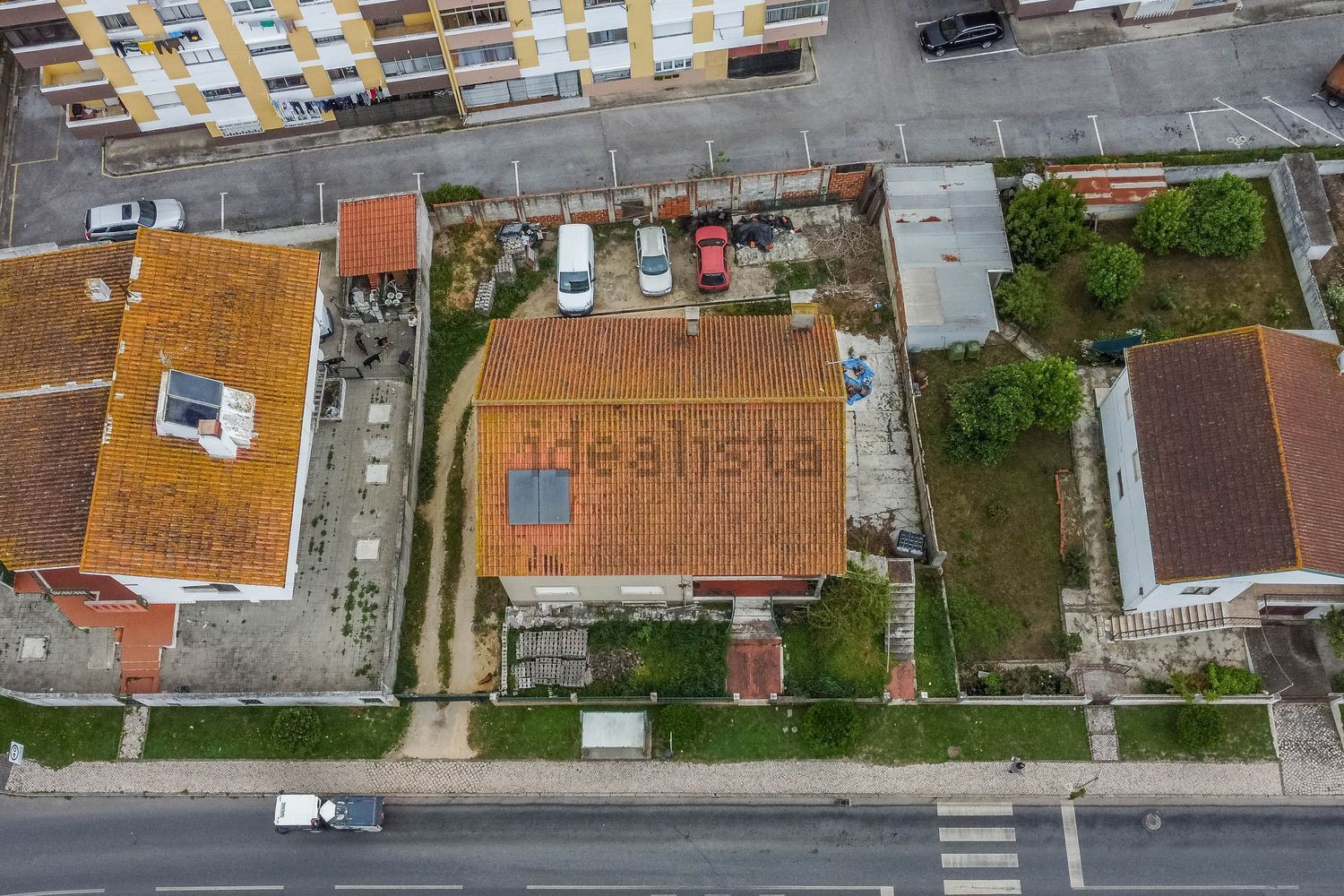 小楼房或独栋别墅出售在Avenida Dom Afonso Henriques - 视线
