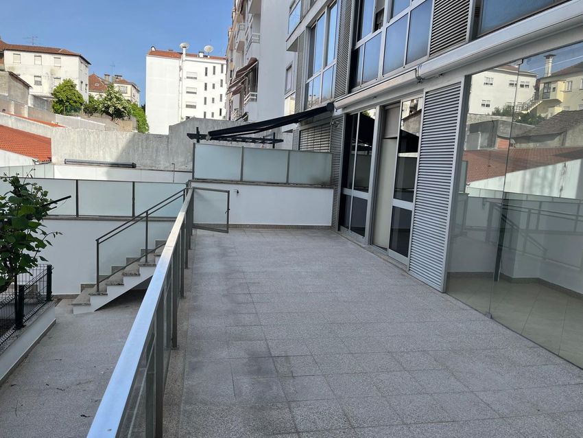 公寓 t3出售在Rua Cândido dos Reis, 8