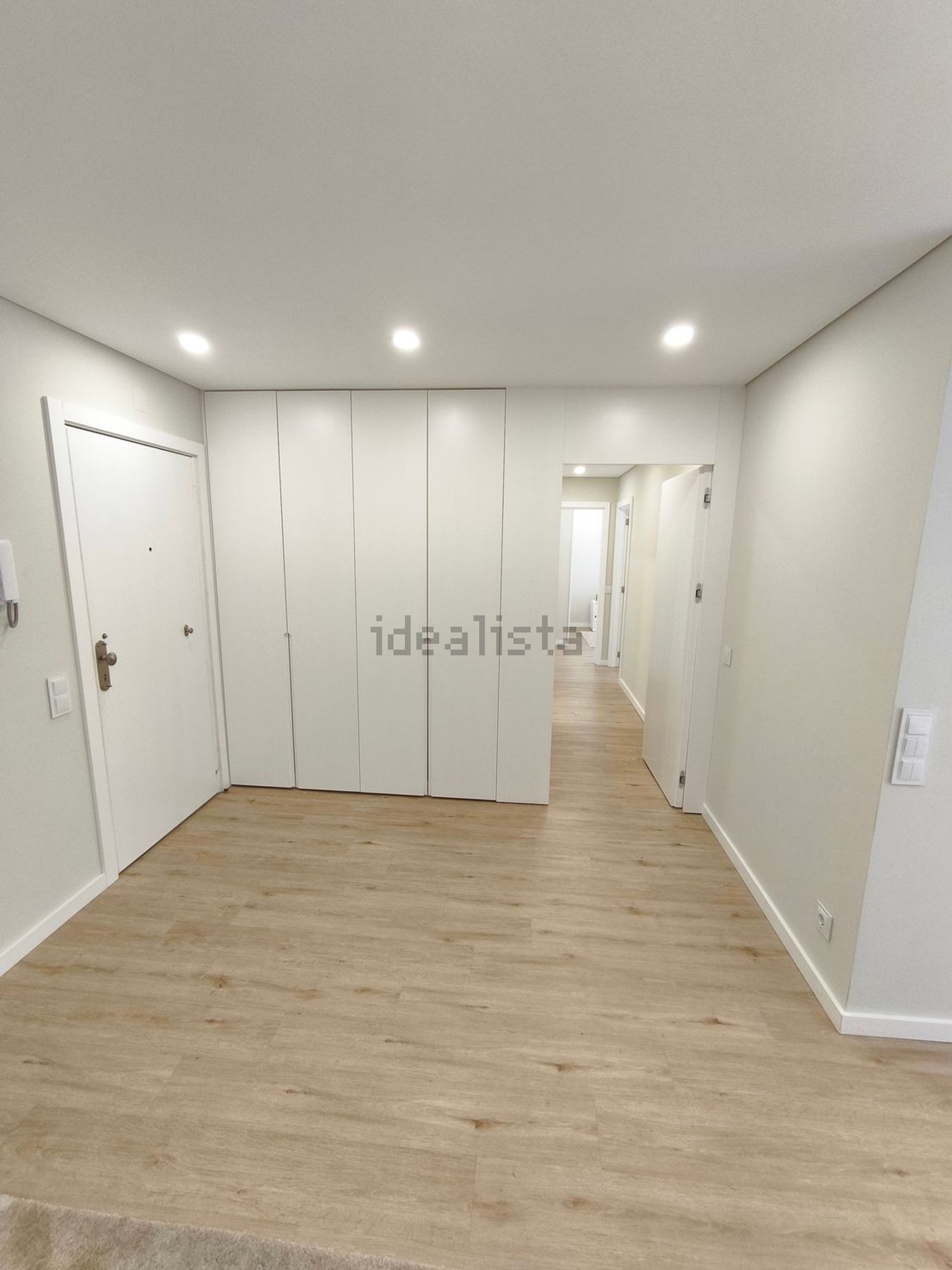 公寓 t2出售在 Vila Nova de Gaia, 912294512 - 居住