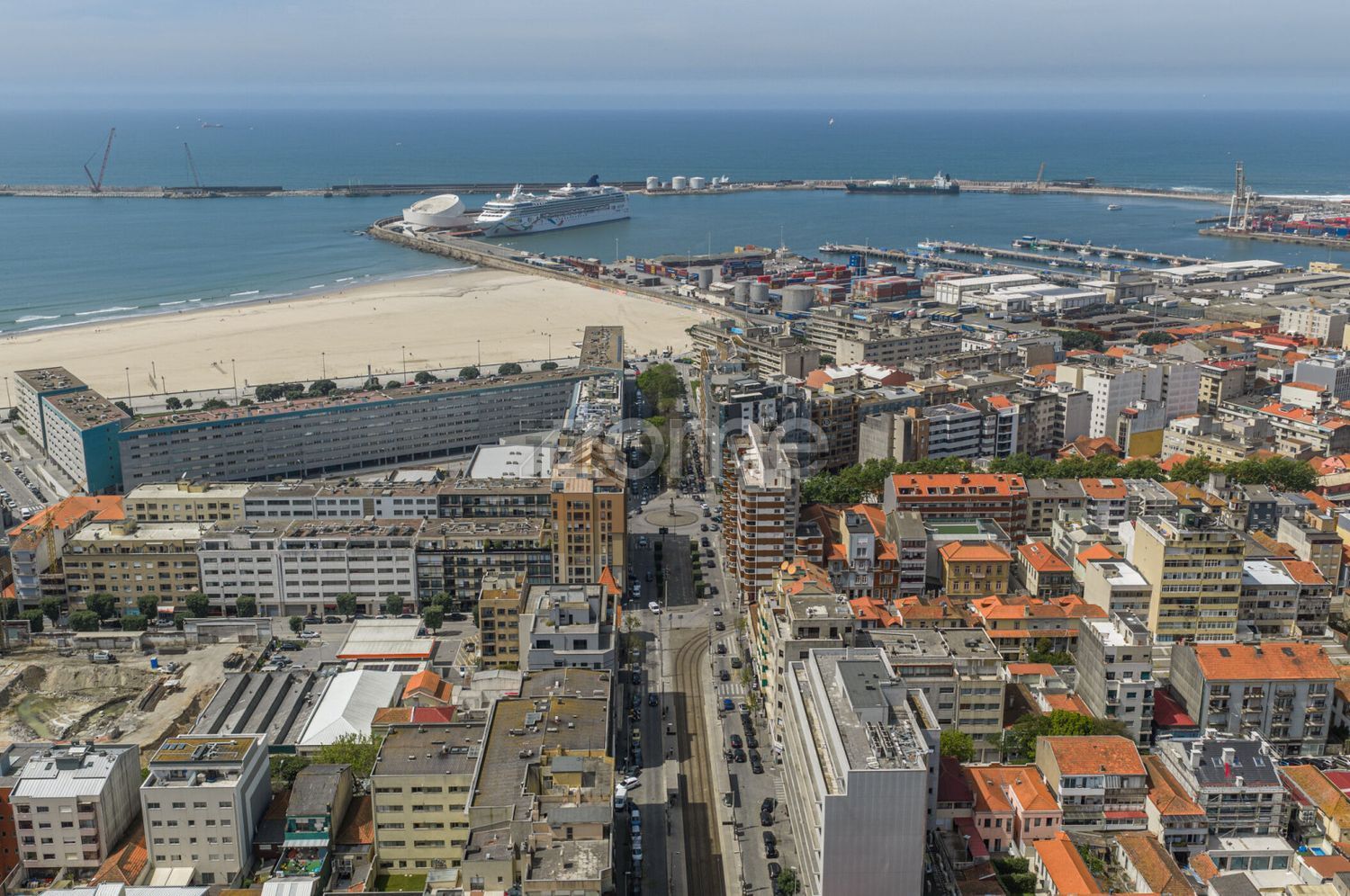 公寓 t4出售在Avenida da República, 305 - 详情