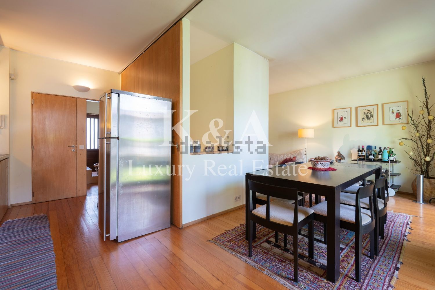 小楼房或独栋别墅出售在Rua Marta Mesquita da Câmara, 110 A4 - 餐厅