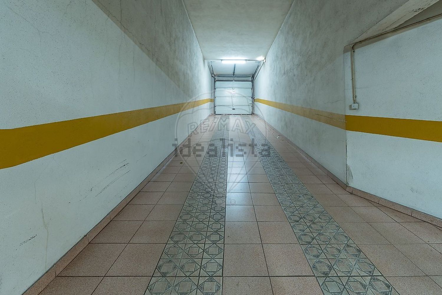 公寓 t4出售在Rua Dom Pedro V - 过道