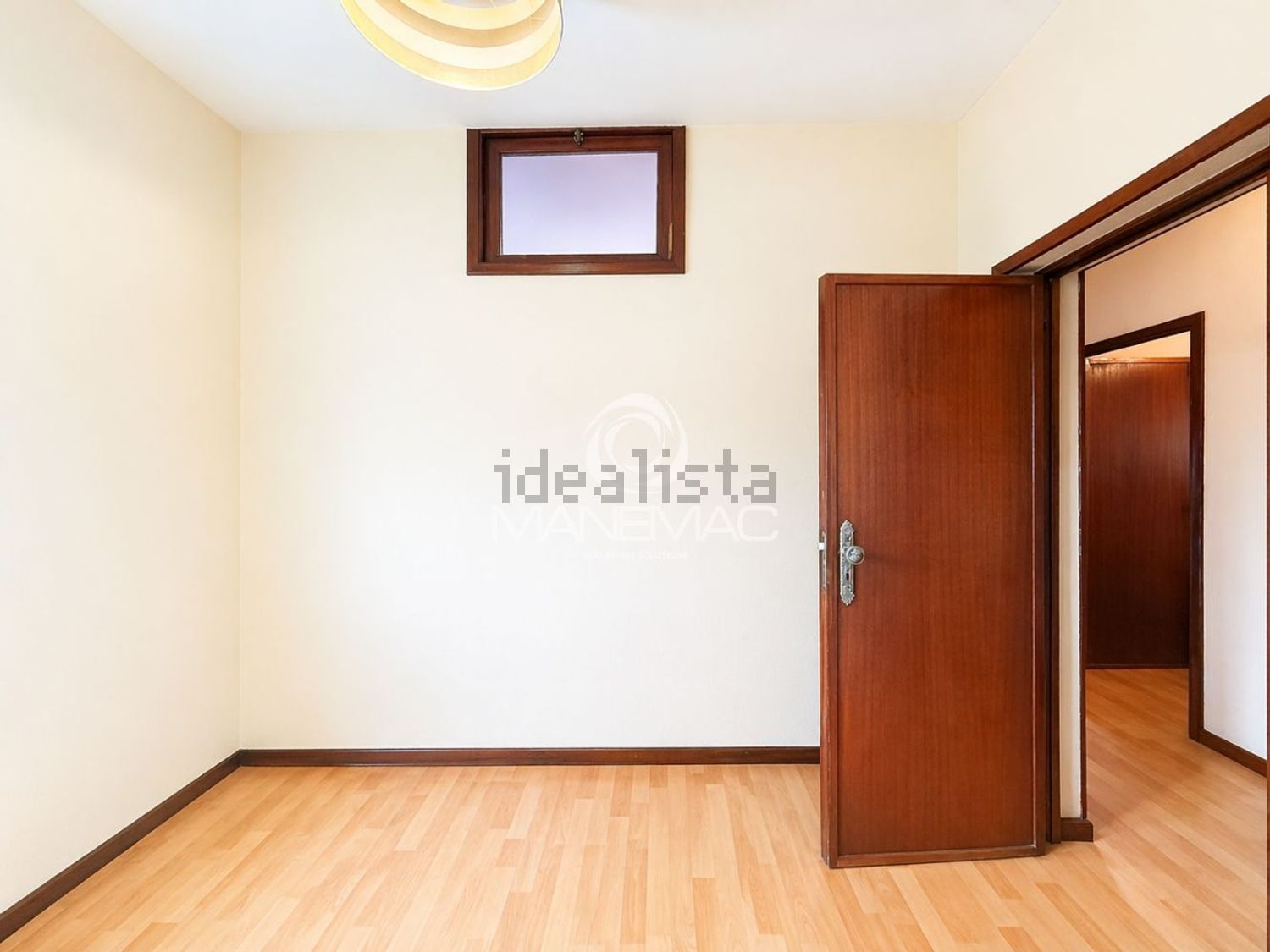 小楼房或独栋别墅出售在Rua da Escola do Viso, 9 - 居住