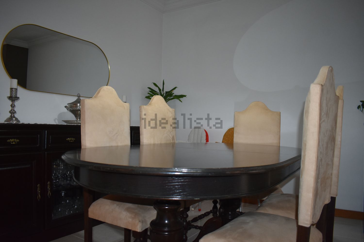 公寓 t3出售在 Carreira - Cidade Jovem - Venda Nova - 客厅