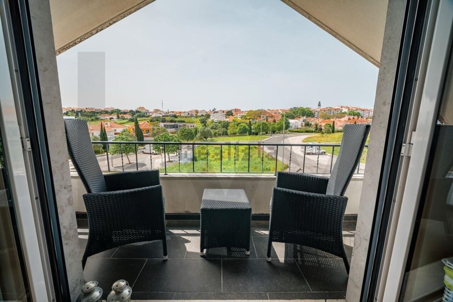 小楼房或别墅出售在 Centro - 阳台