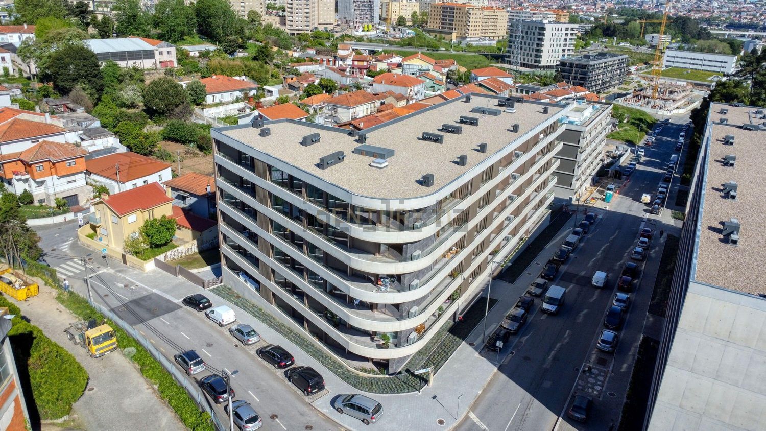 公寓 t3出售在Avenida João Silva Pinto, 564 - 照片