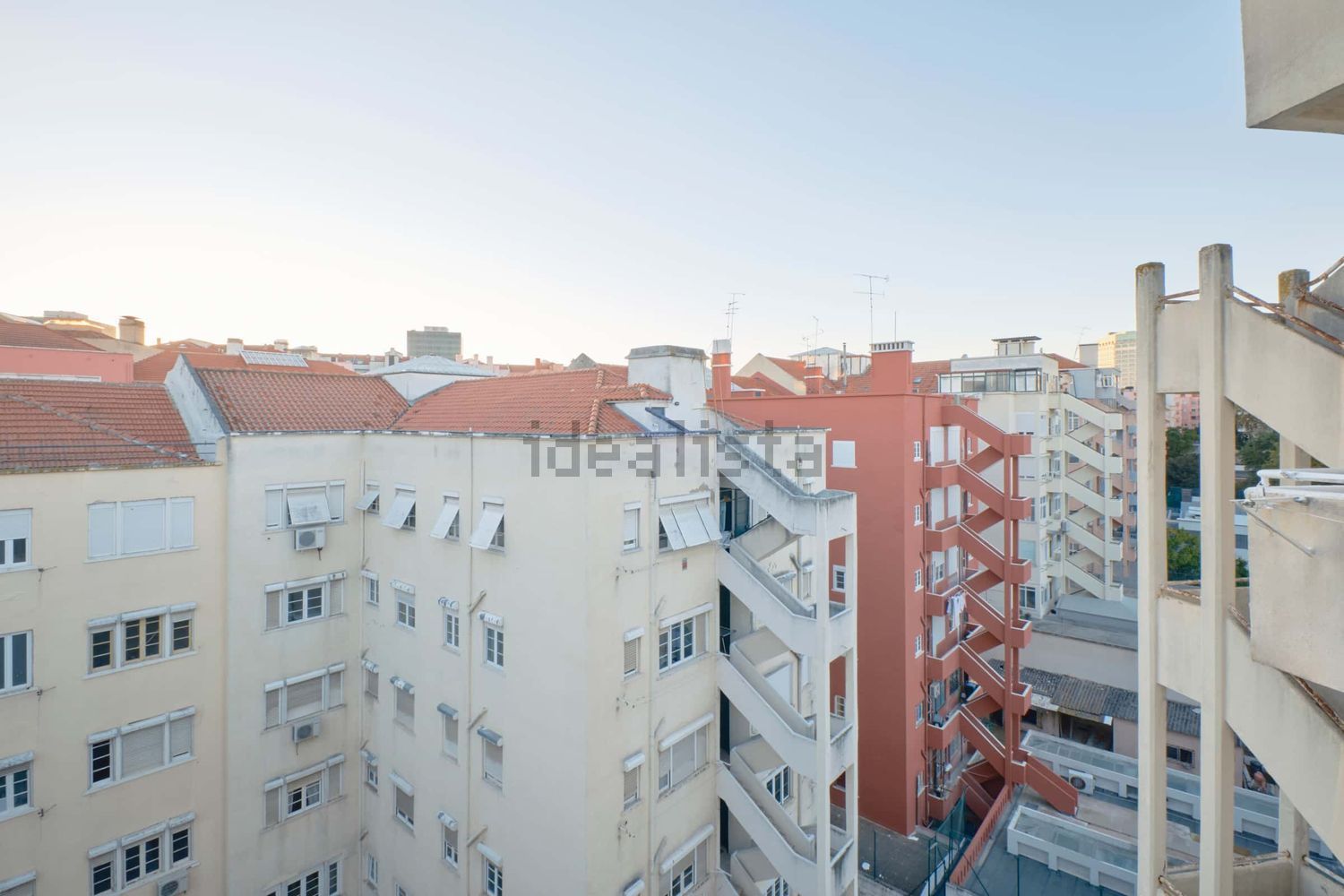 出租房间在Avenida Almirante Reis, 219 - 视线