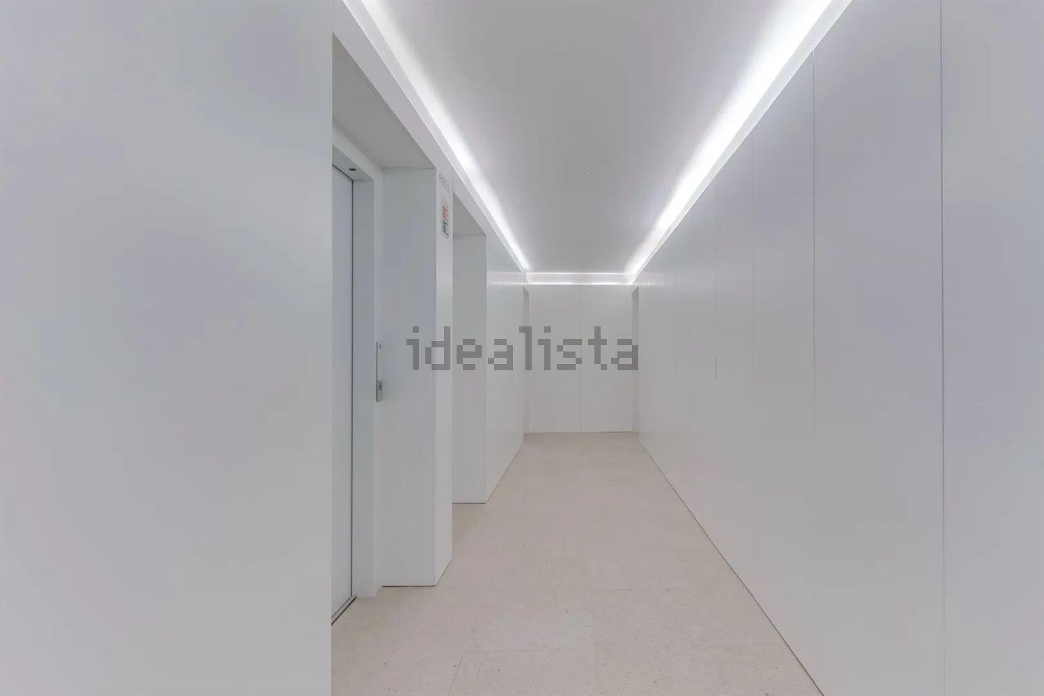公寓 t3出售在Rua Álvares Cabral, 2 - 共同区域