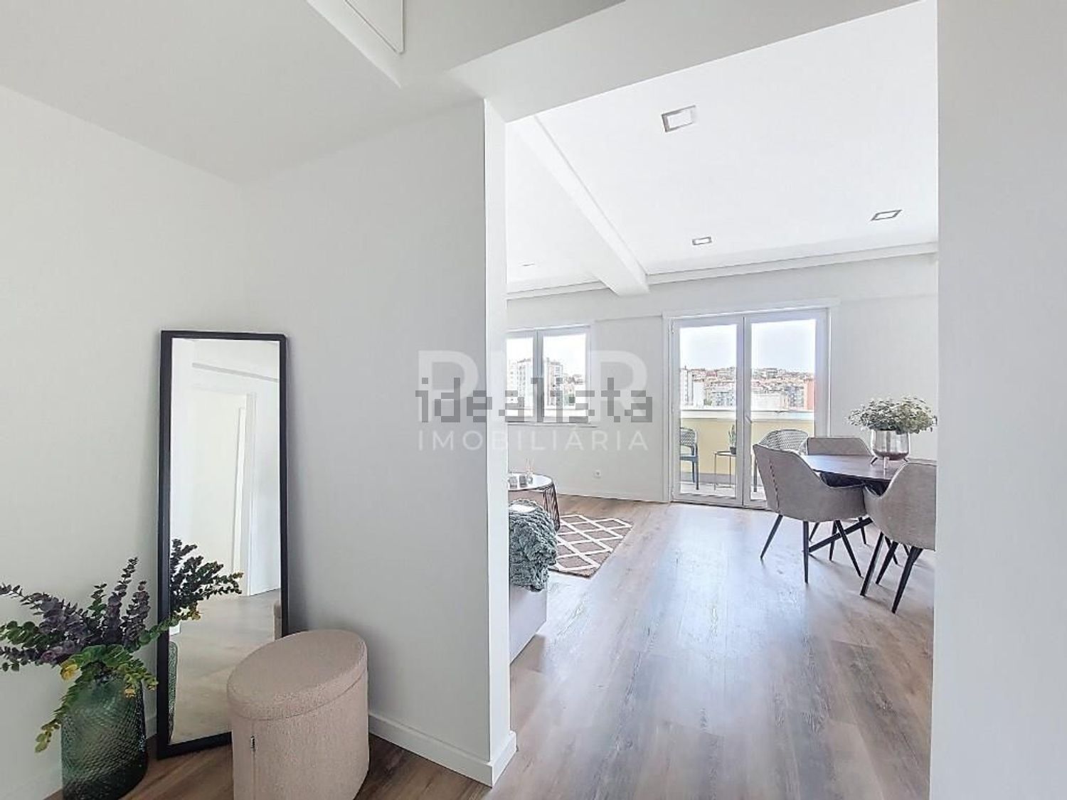 公寓 t3出售在 Bairro de Santa Cruz - 客厅