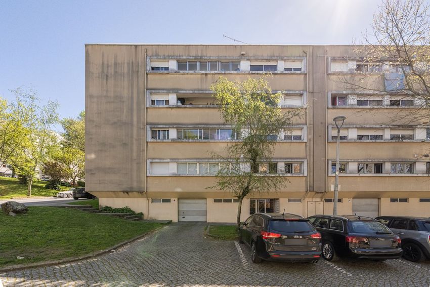 公寓 t3出售在Rua Tenente Coronel Dias Pereira