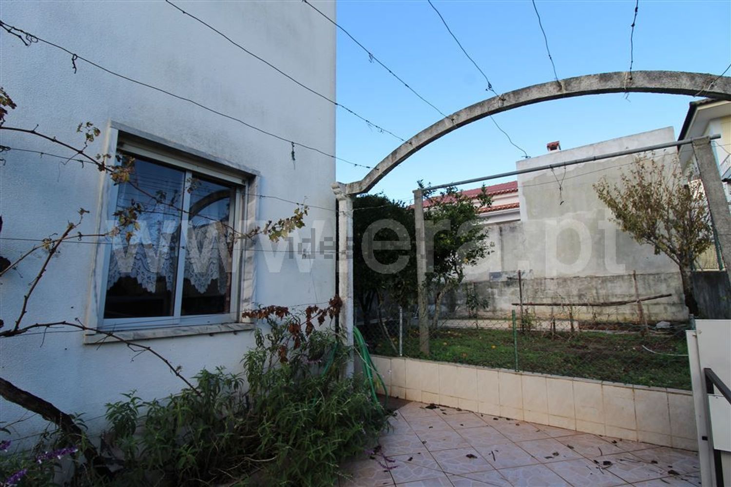 小楼房或独栋别墅出售在 Centro da Quinta do Conde - 外立面