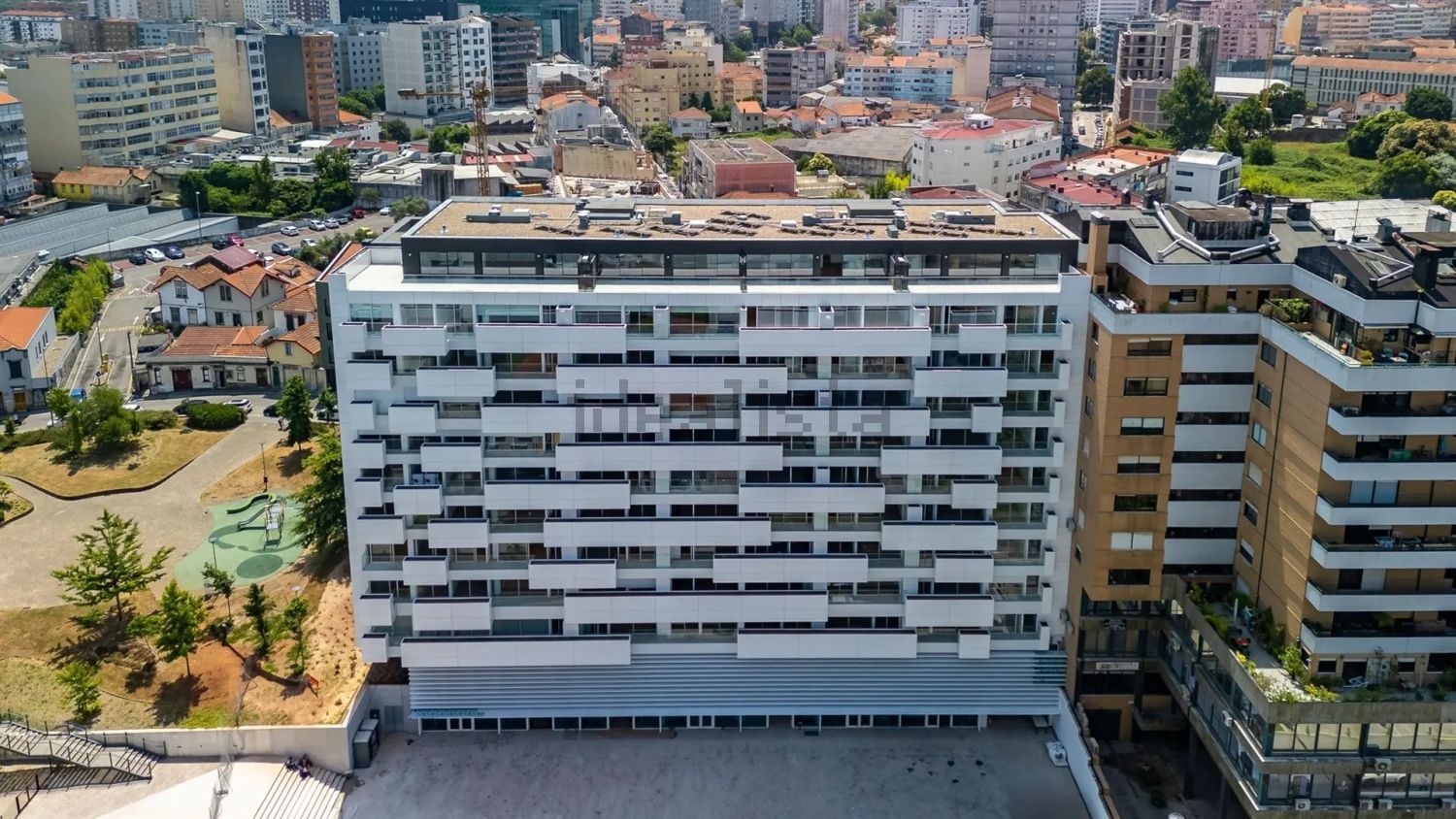 公寓 t3出售在Rua Álvares Cabral, 2 - 外立面