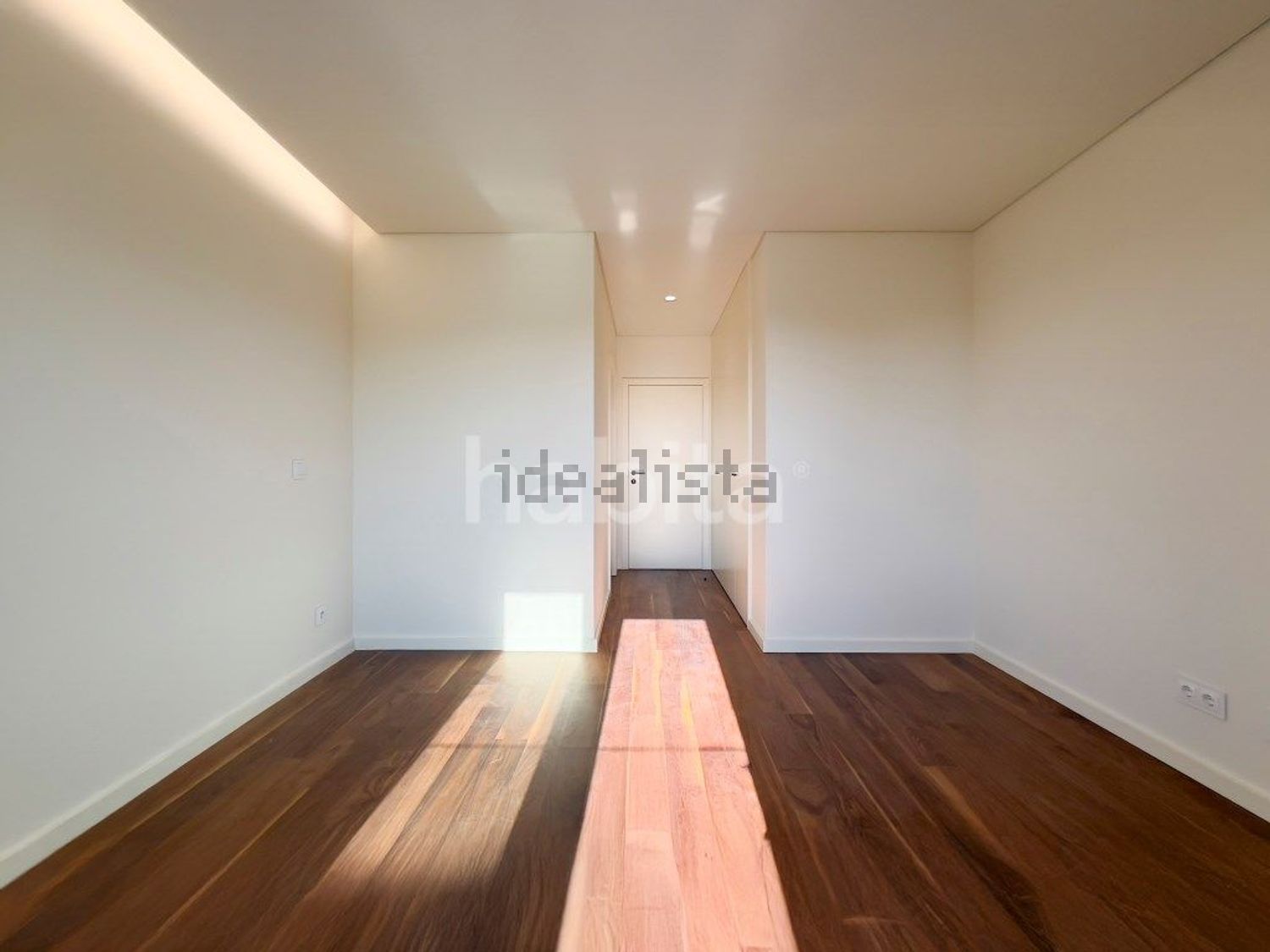 公寓 t4出售在Avenida da República, 1665 - 居住
