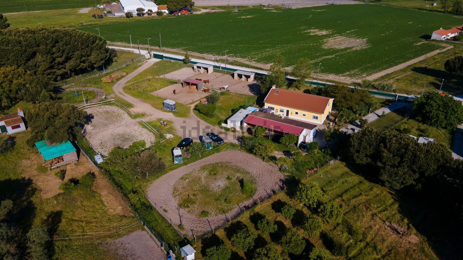 小楼房或独栋别墅出售在 Parque Industrial das Carrascas, Palmela, Portugal - 视线
