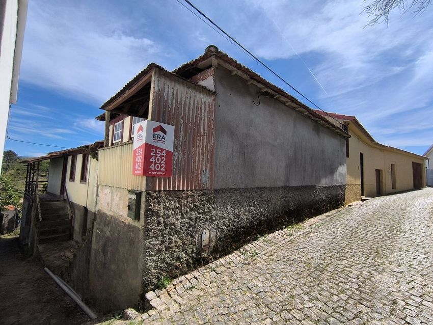 联排别墅出售在 Lamego