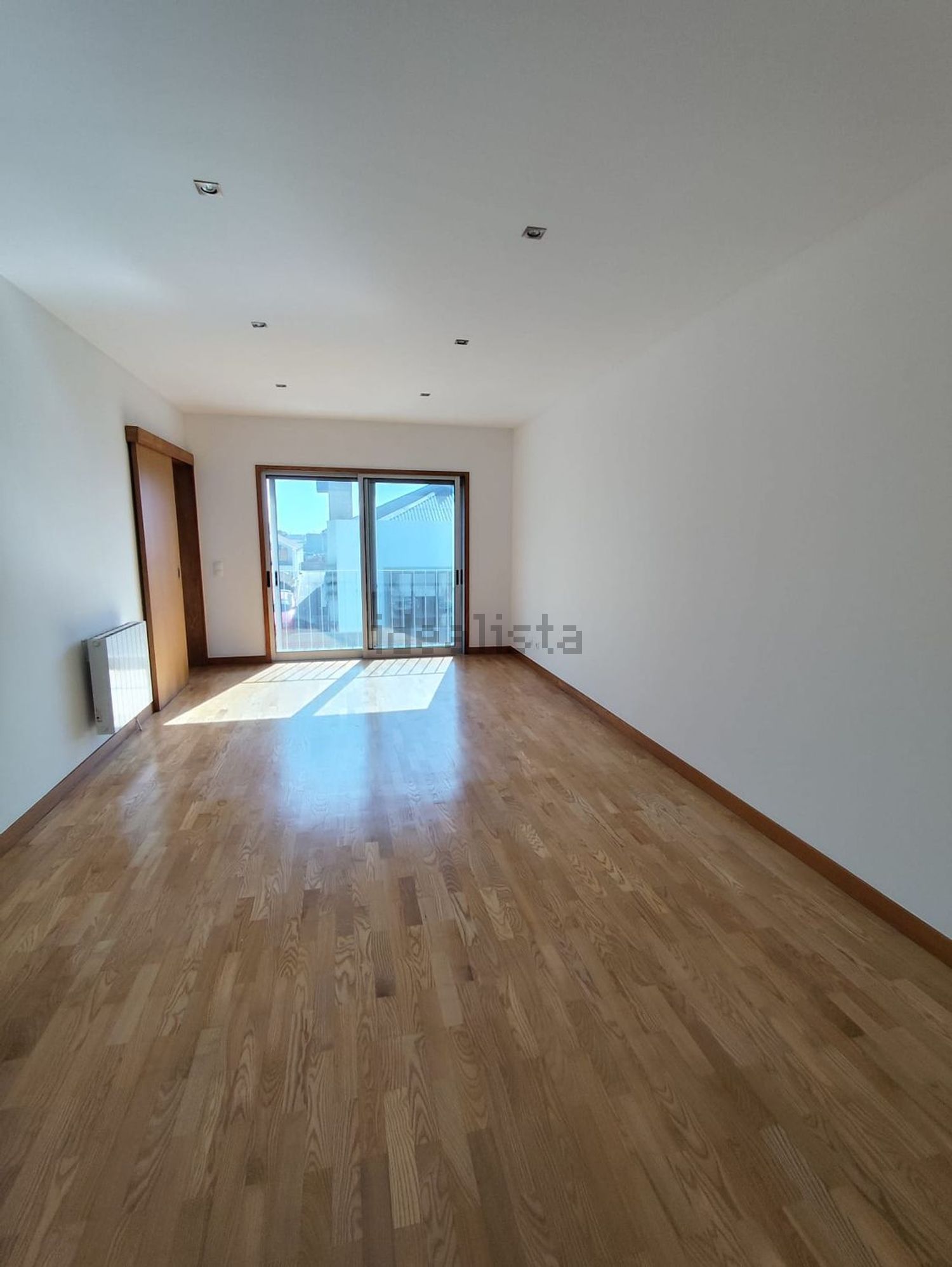 出租公寓 t2在Avenida Serpa Pinto s/n - 居住