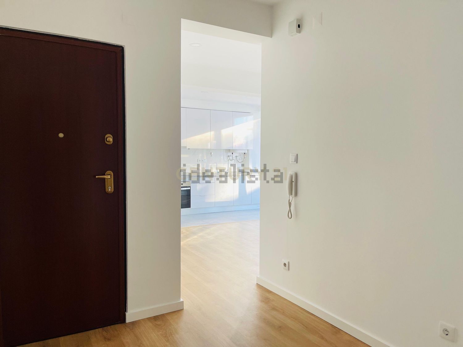 出租公寓 t2在Praça Doutor Ernesto Roma, 7 - 照片