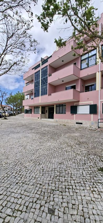 出租公寓 t2在Rua Bela Vista