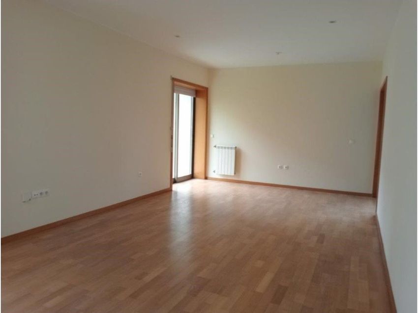 出租公寓 t2在Rua de Cortinha, 249