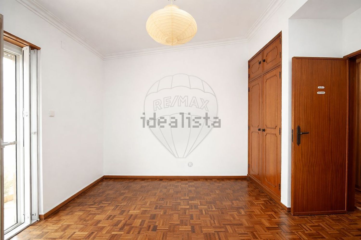 公寓 t4出售在Rua Laura Alves - 居住