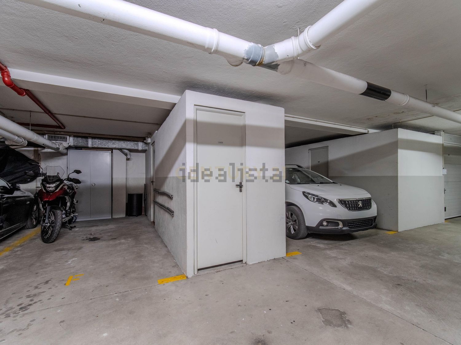 公寓 t3出售在Avenida Dom Afonso Henriques, 1105 - 停车位