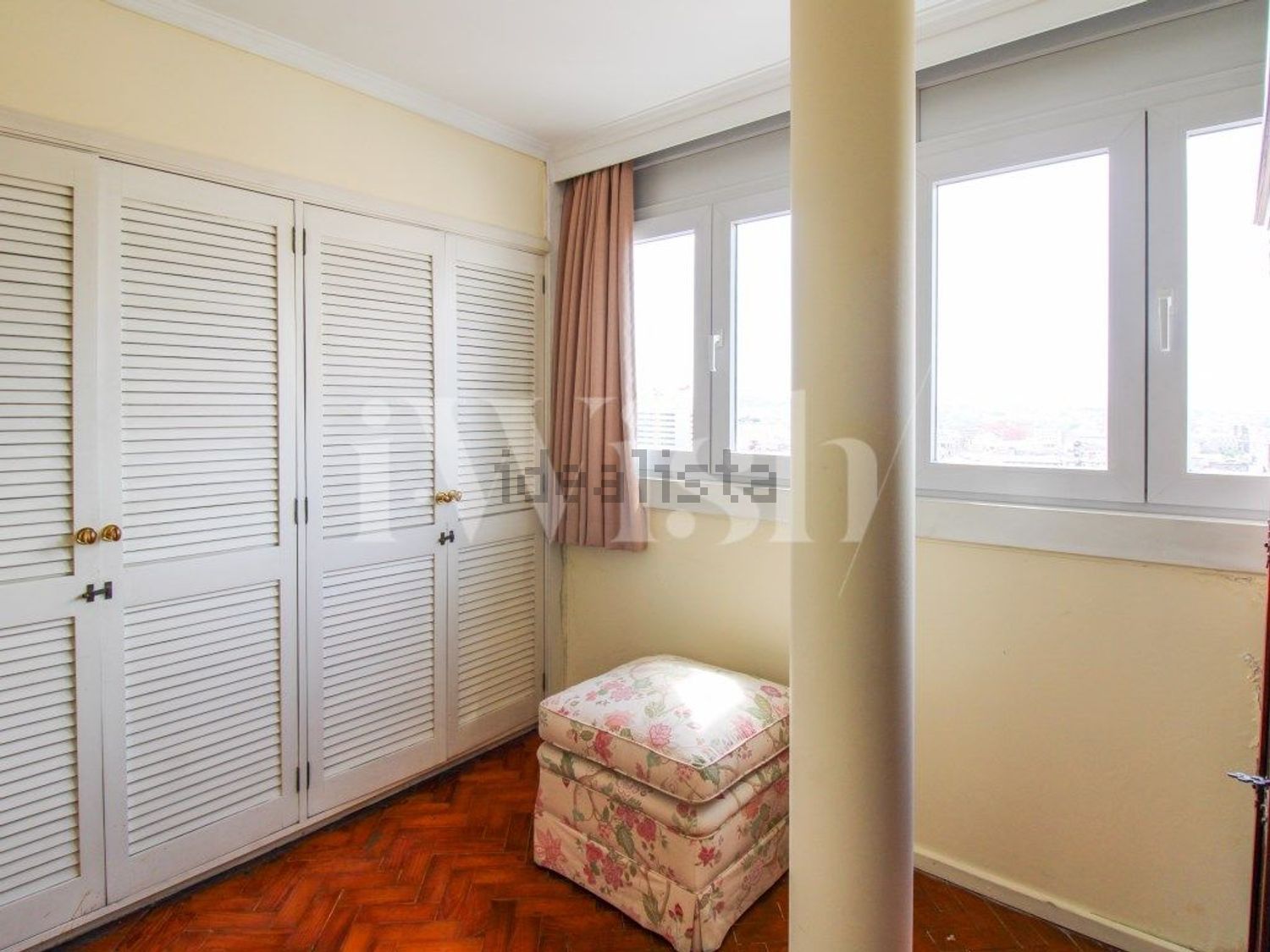 公寓 t6出售在Rua de Sá da Bandeira, 706 - 卧室