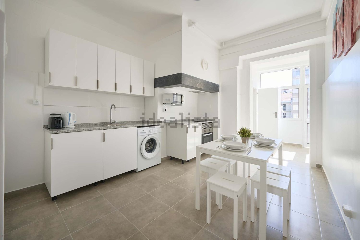 出租房间在Avenida Elias Garcia, 147 - 厨房