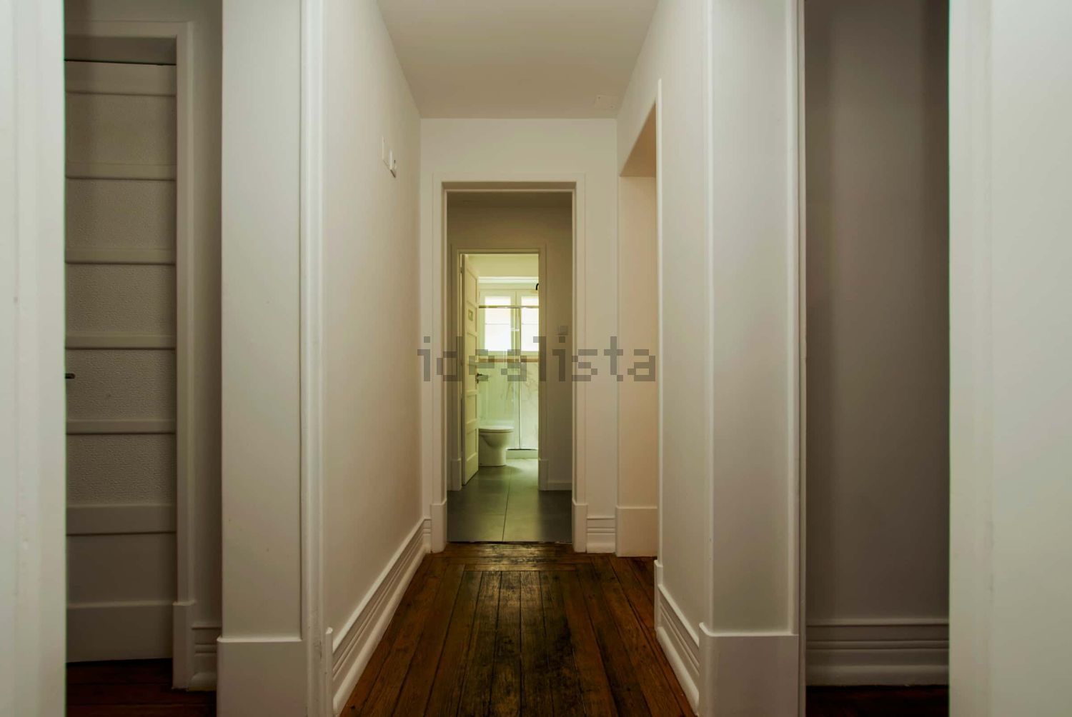 出租房间在Avenida António Augusto de Aguiar s/n - 过道