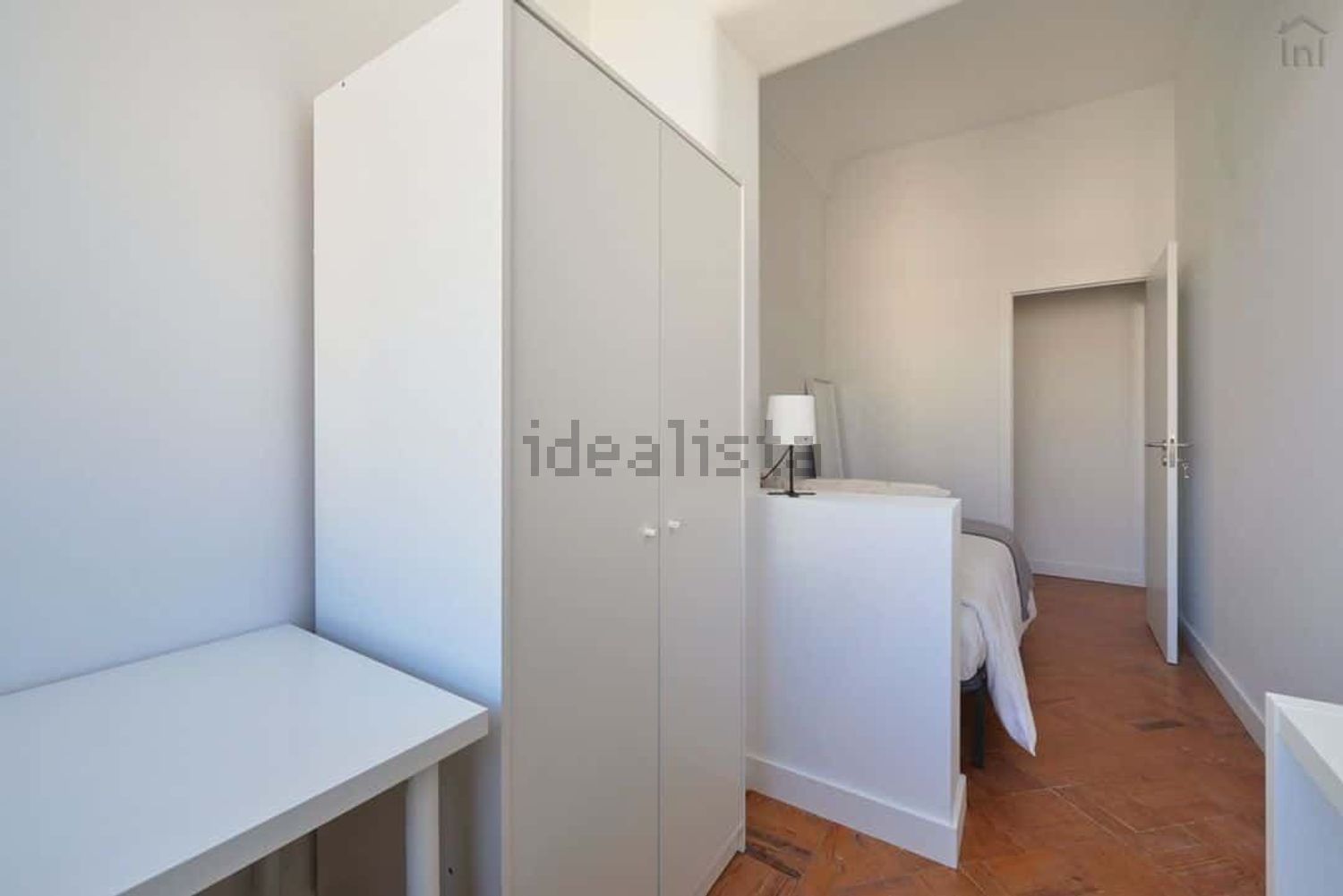 出租房间在Avenida Almirante Reis, 219 - 卧室