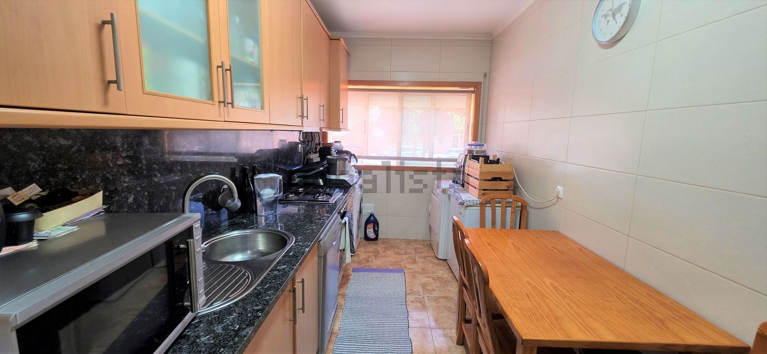 公寓 t2出售在Largo dos Cavaleiros - 厨房