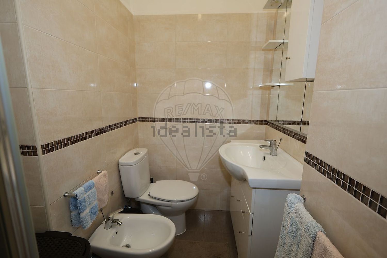 公寓 t2出售在Rua Dom Tomás de Melo Breyner - 卫生间