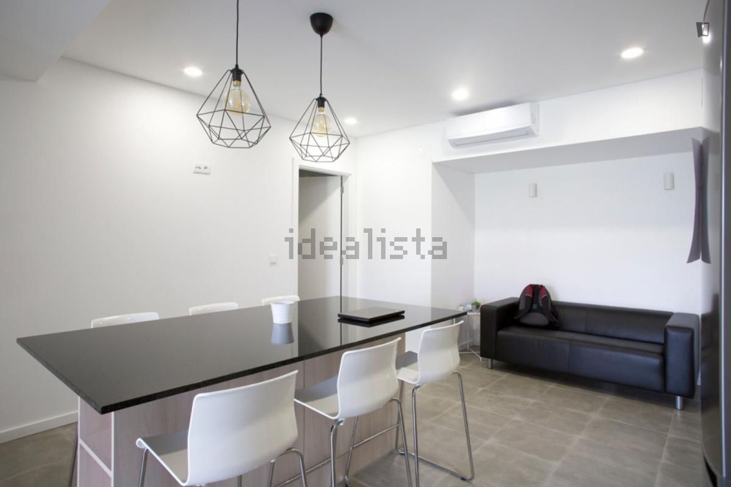 出租房间在Avenida do Brasil - 客厅