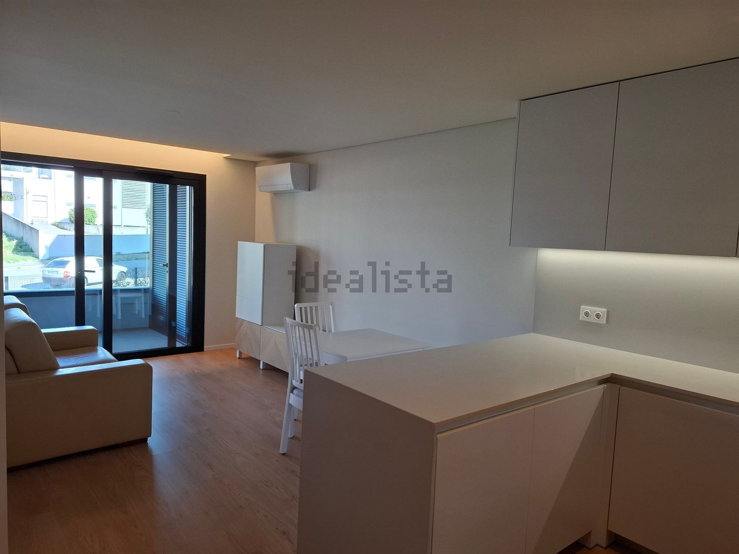 出租公寓 t1在Rua da Arrábida, 41 - 客厅