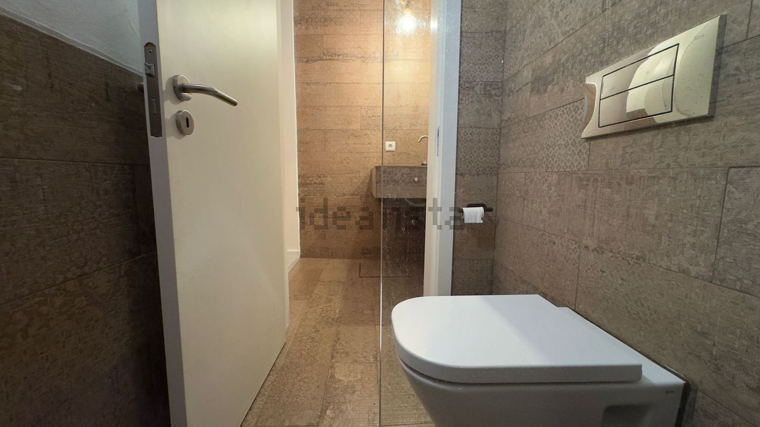 T0（单人公寓）出售在Rua da Boavista - 卫生间