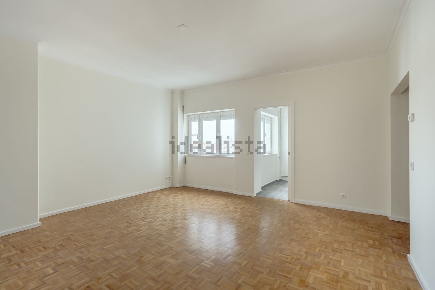 出租公寓 t3在Rua do Patrocínio, 63 b - 客厅