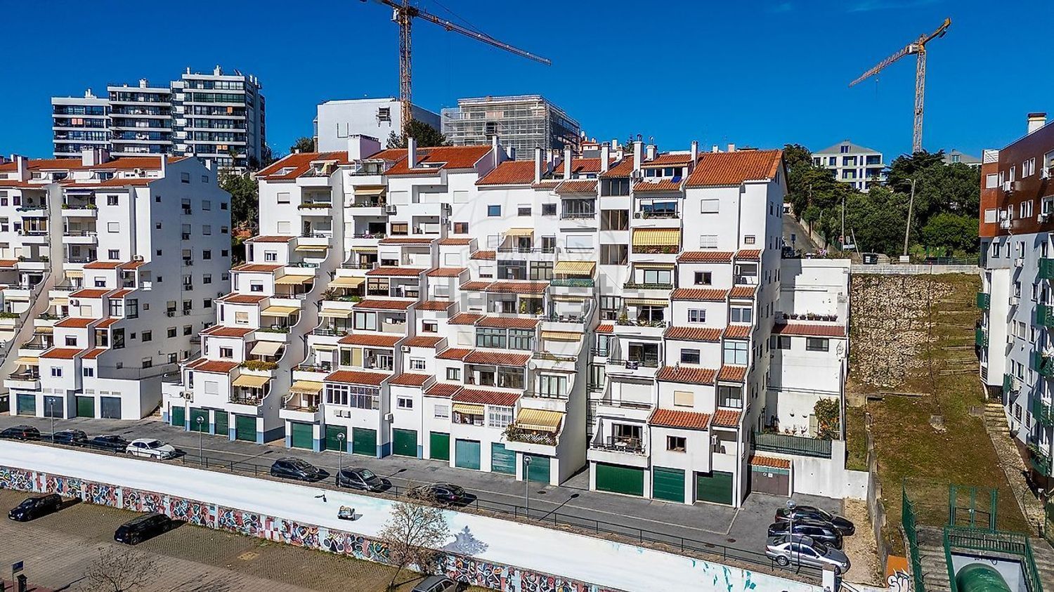 公寓 t3出售在Rua Ribeira das Vinhas - 视线