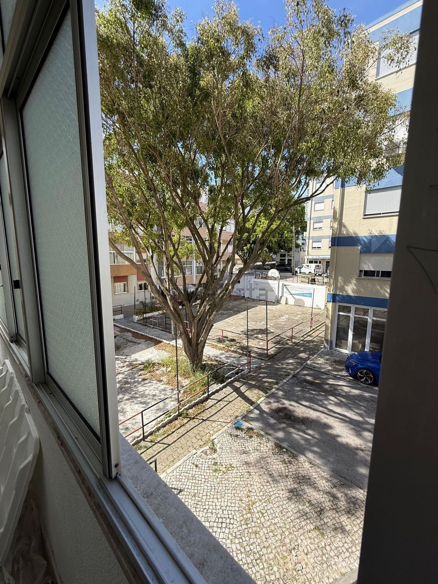 公寓 t3出售在Rua Cidade de Benguela, 3 - 阳台