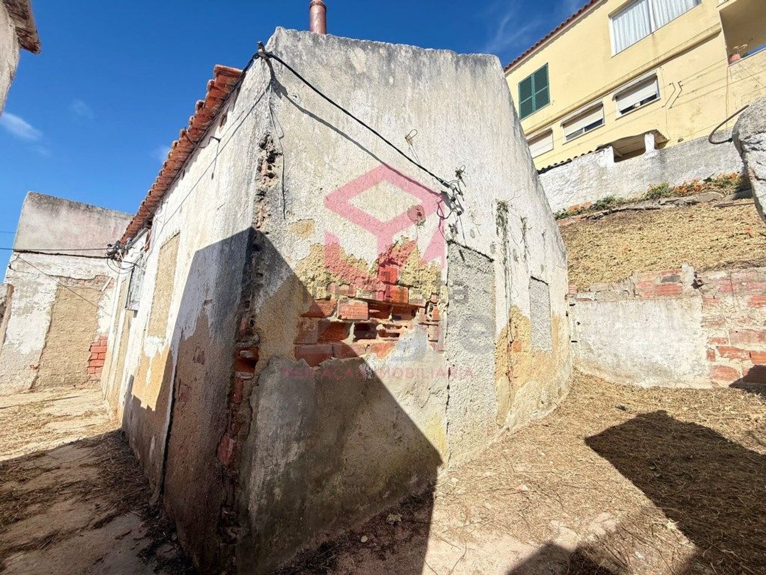 小楼房或独栋别墅出售在Rua Forte de São Tiago, 3 - 照片
