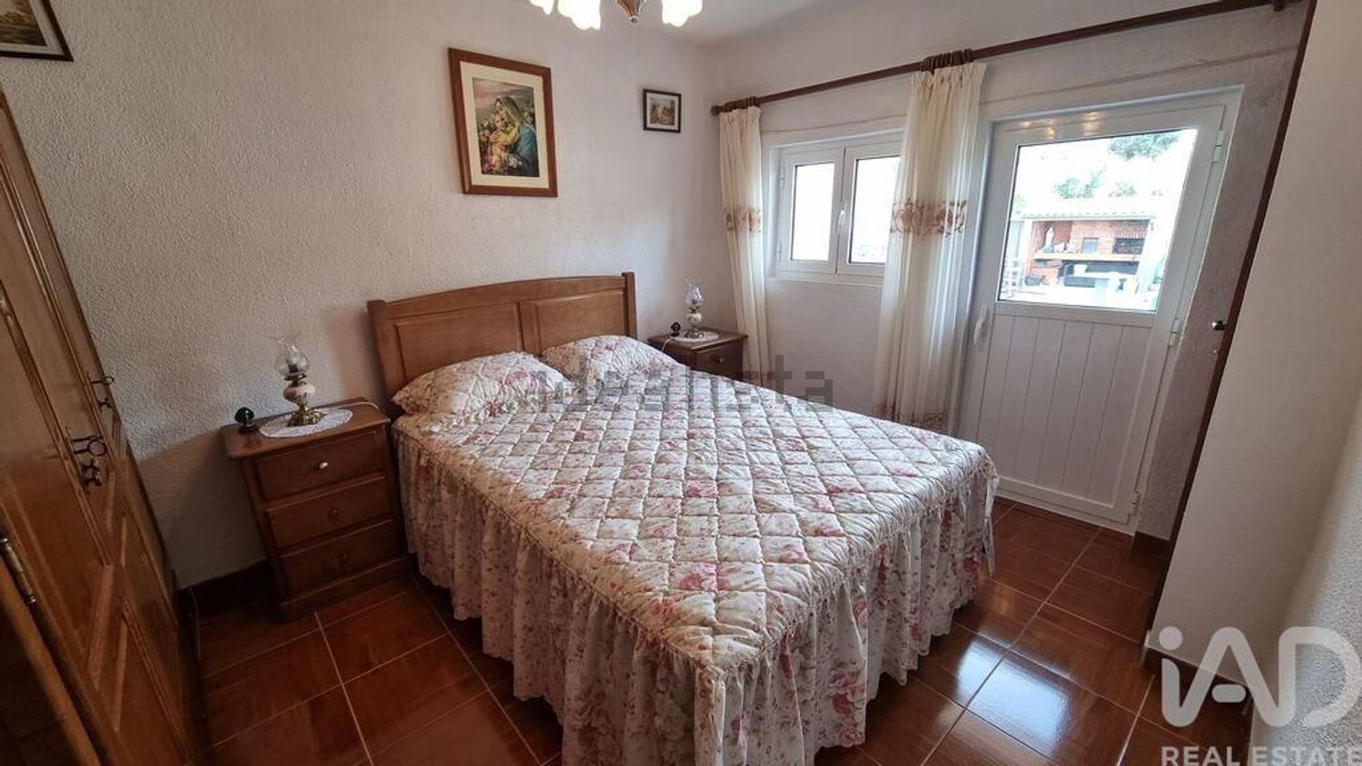 小楼房或独栋别墅出售在 Ratoeira - 卧室