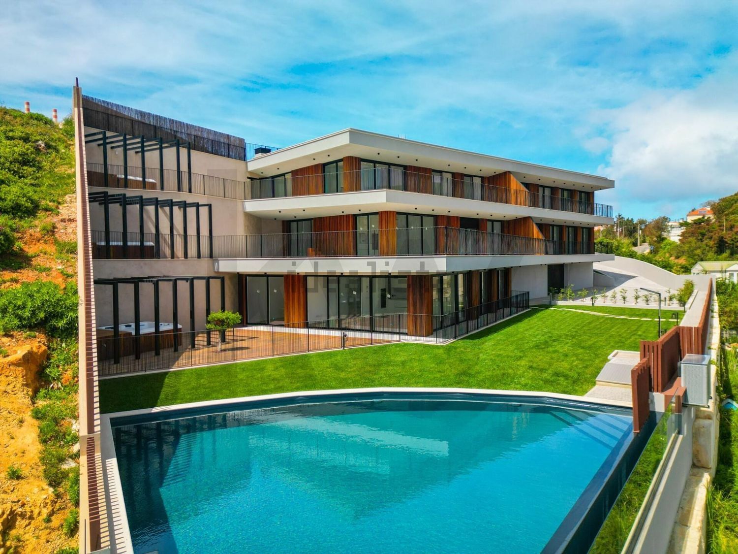 公寓 t3出售在 São Martinho do Porto - 游泳池