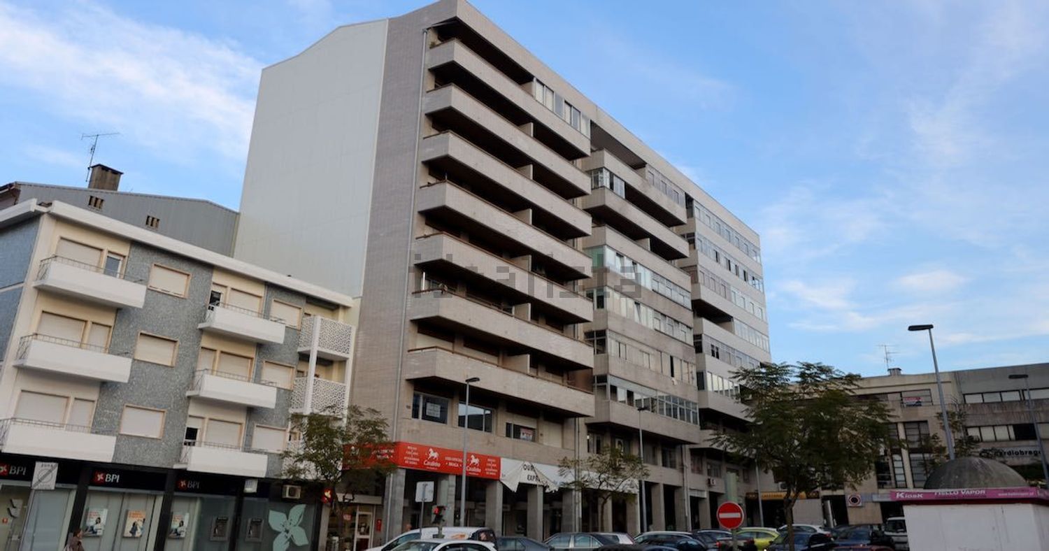 公寓 t3出售在Avenida General Norton de Matos, 38 - 详情