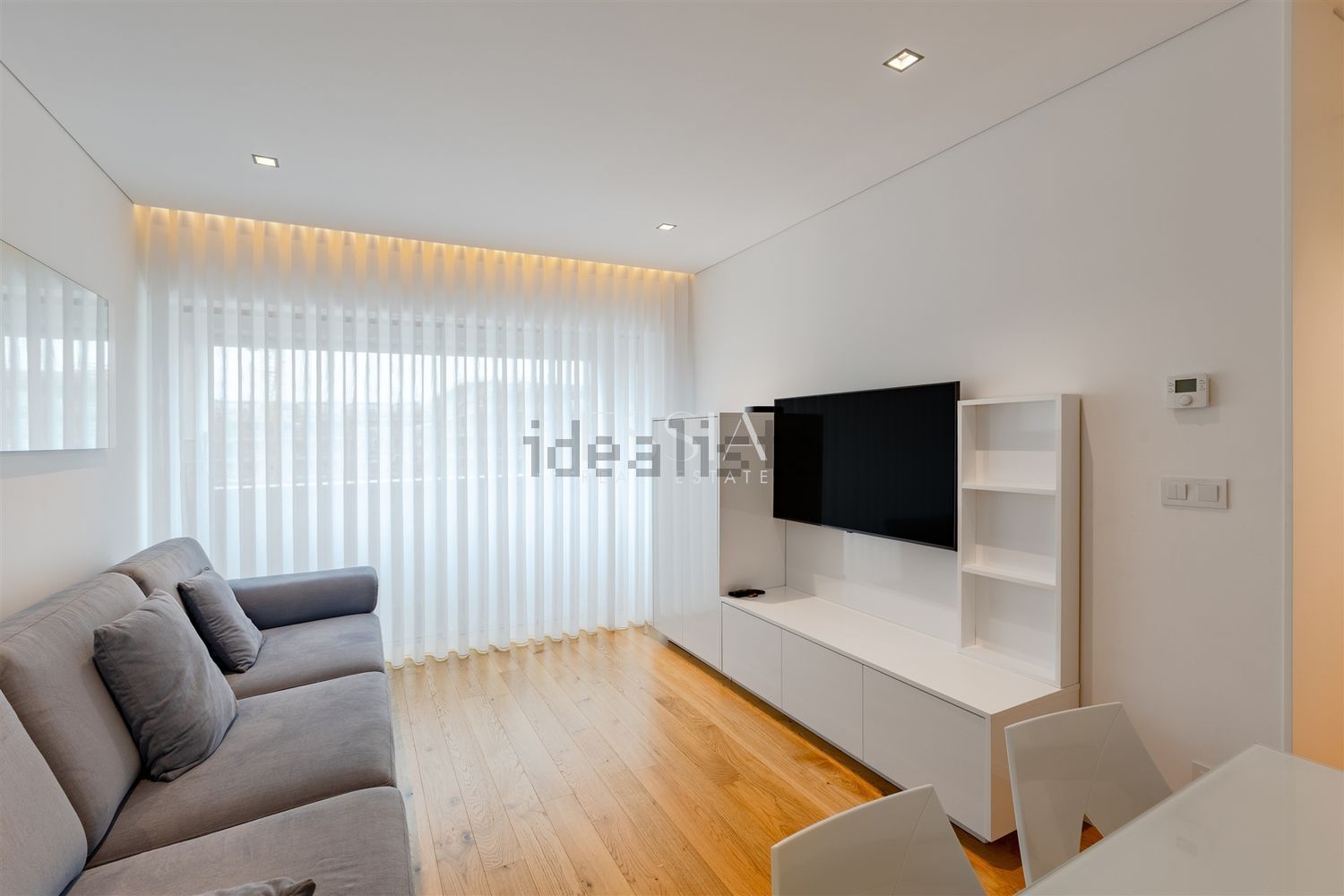 出租公寓 t2在Rua Maria Adelaide Freitas Gonçalves - 客厅