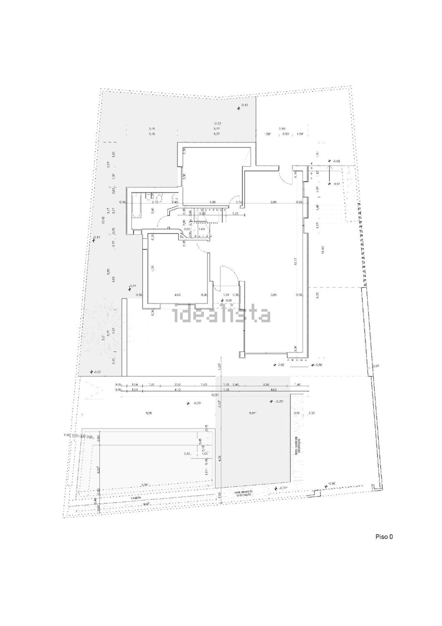 小楼房或独栋别墅出售在Caminho da Raposa s/n - 平面图