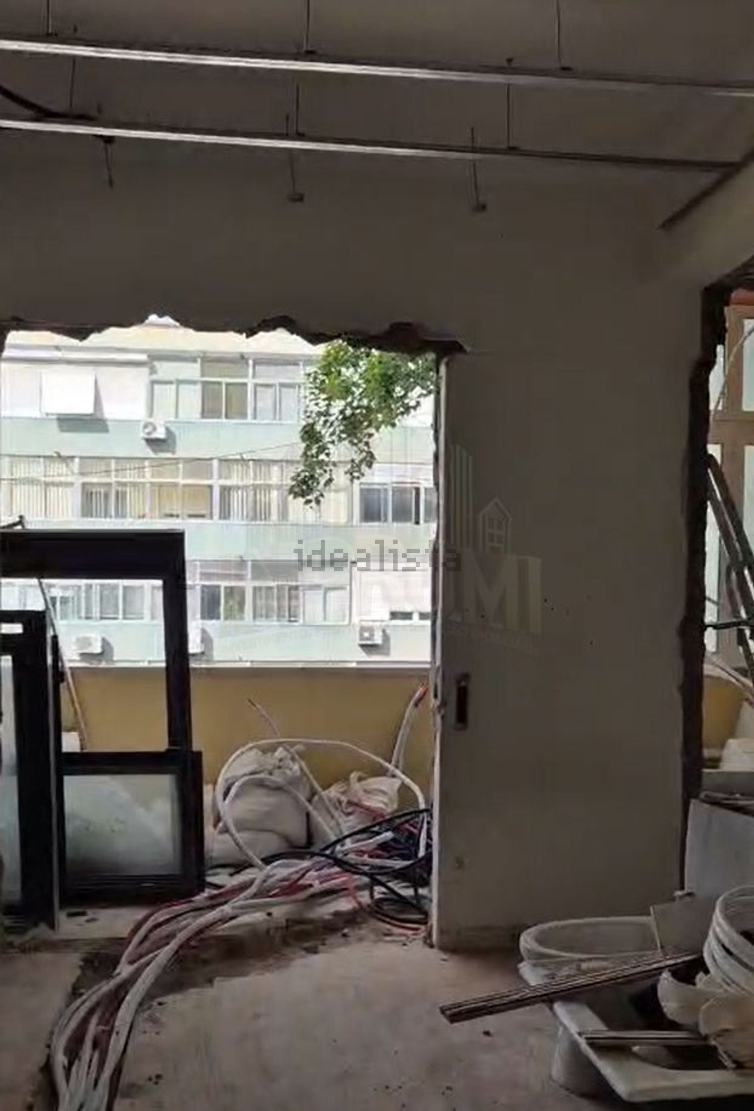 公寓 t3出售在 Bairro de Santa Cruz - 阳台