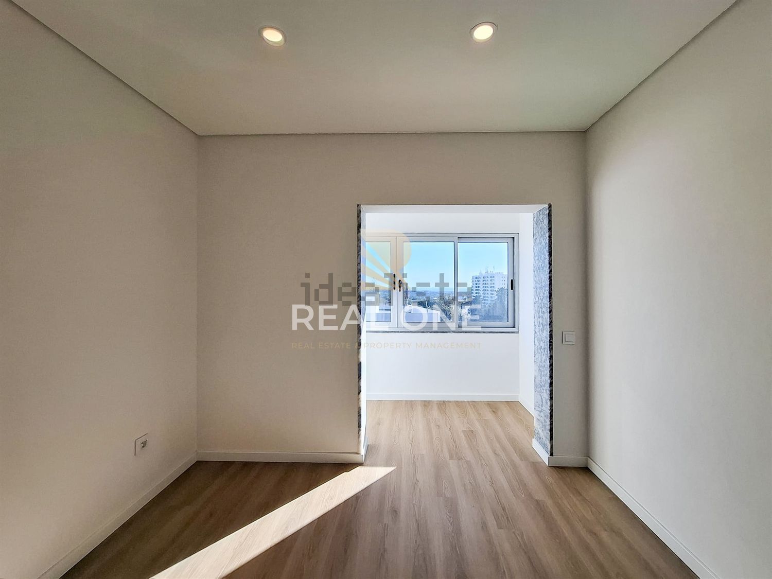公寓 t3出售在Avenida José da Costa Mealha, 82 - 卧室