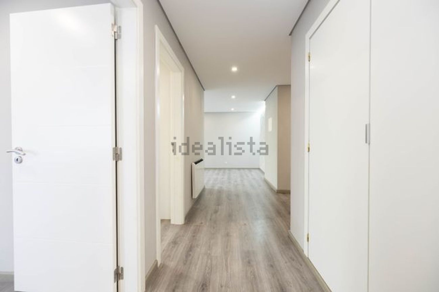 公寓 t2出售在Avenida Salgado Zenha - 过道