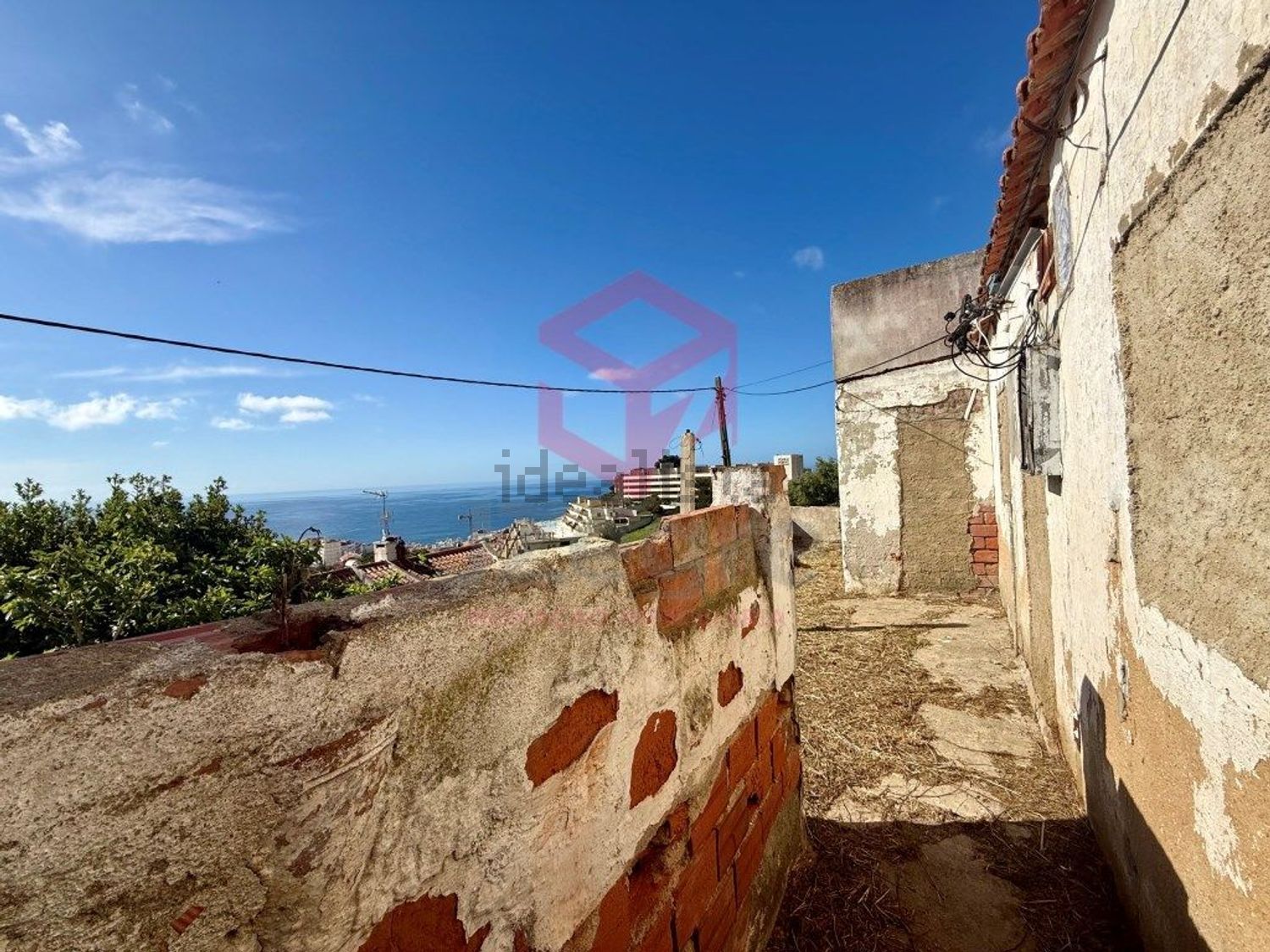小楼房或独栋别墅出售在Rua Forte de São Tiago, 3 - 视线