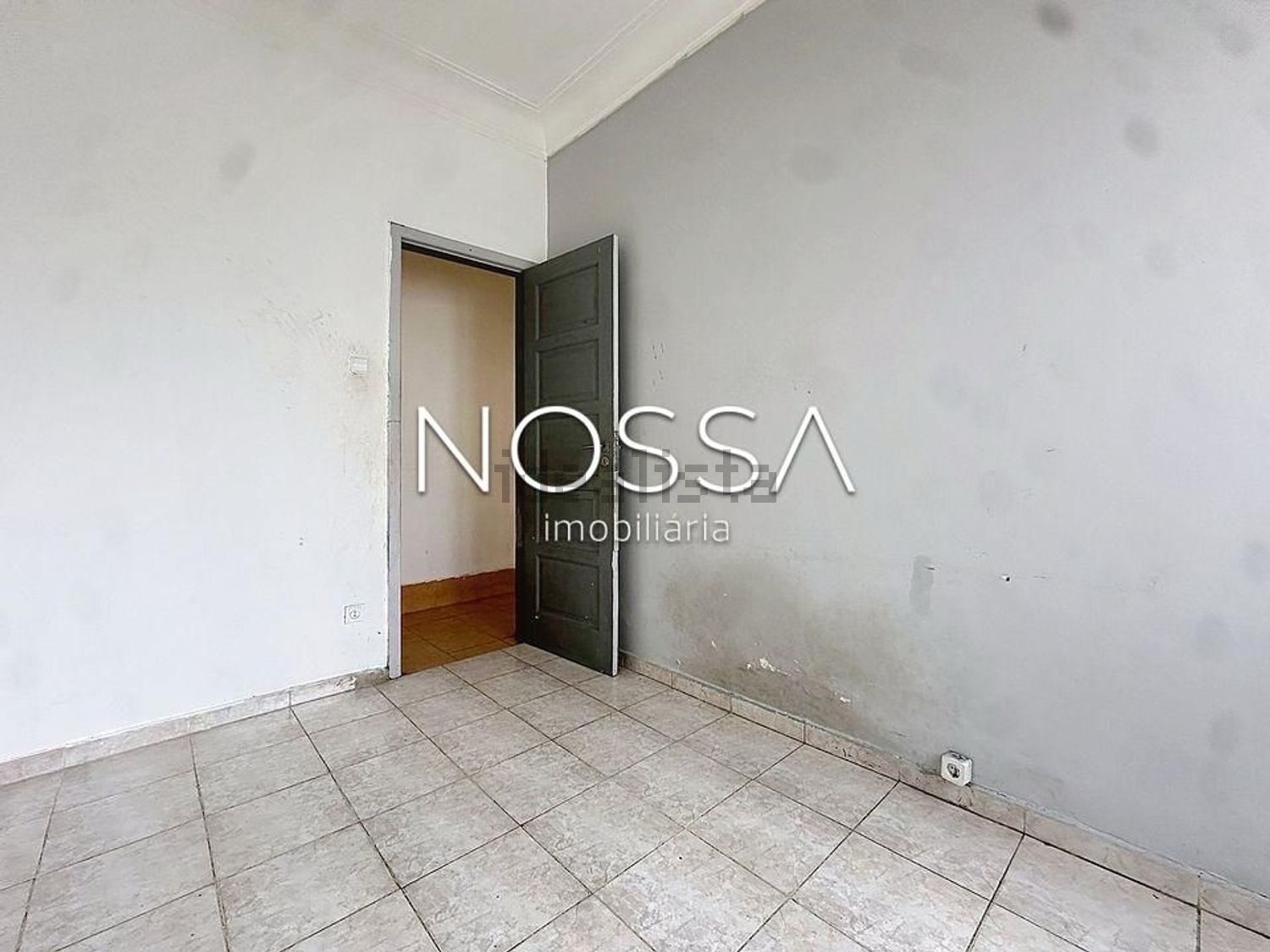 公寓 t4出售在Rua Padre Cruz s/n - 照片