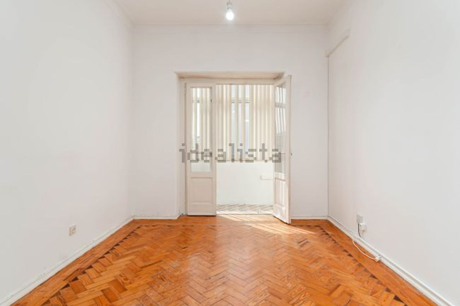 公寓 t2出售在Rua Barradas de Carvalho, 19 - 客厅