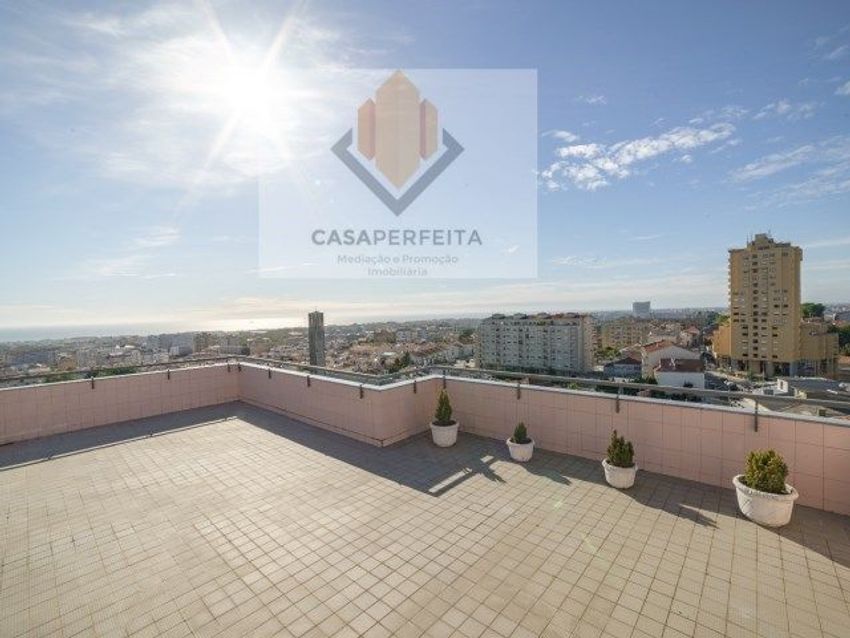 公寓 t4出售在Rua Camilo Vaz